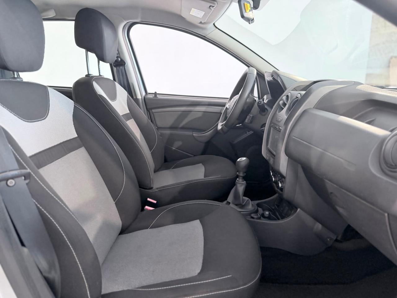 DACIA DUSTER 2017 1.5 dci 110 cv 6M LAUREATE