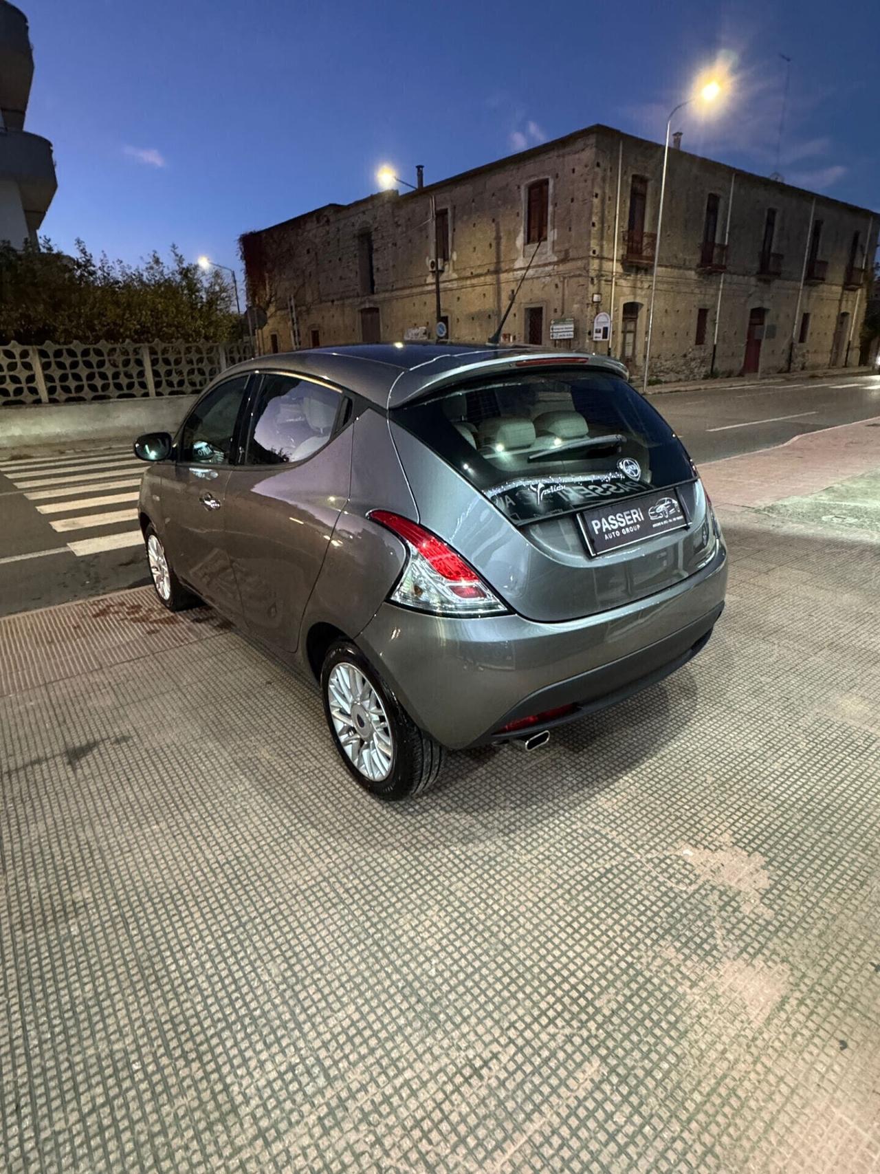 Lancia Ypsilon 1.3 MJT 16V 95 CV 5 porte S&S Platinum