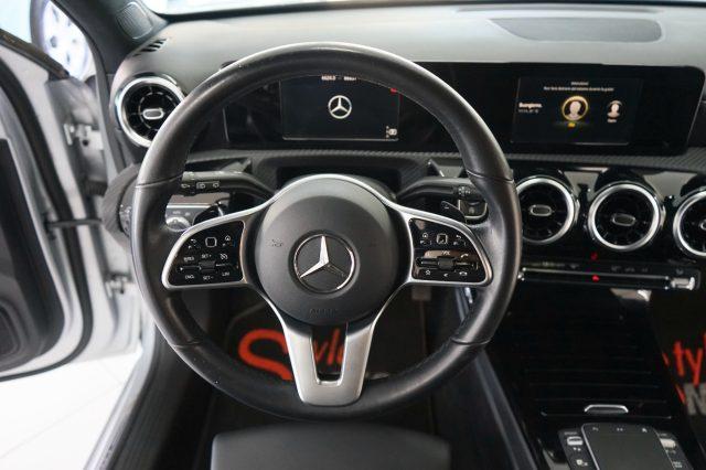 MERCEDES-BENZ A 180 d Automatic Business Extra Uniprop. Certificata