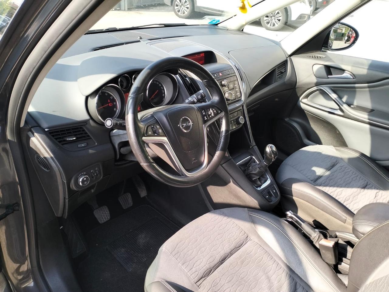Opel Zafira Tourer 1.4 Turbo 140CV GPL Cosmo