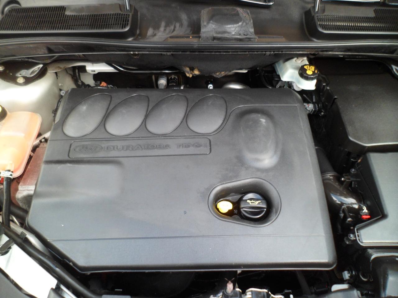 Ford Kuga 2.0 TDCi 136 CV 2WD Titanium 10