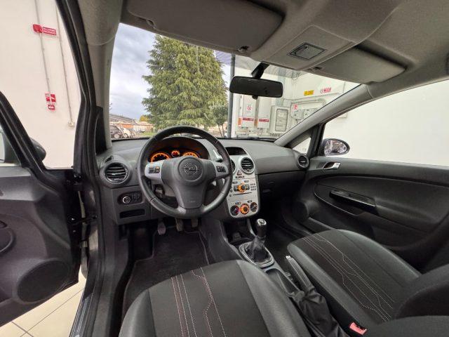 OPEL Corsa 1.2 5 porte Sport