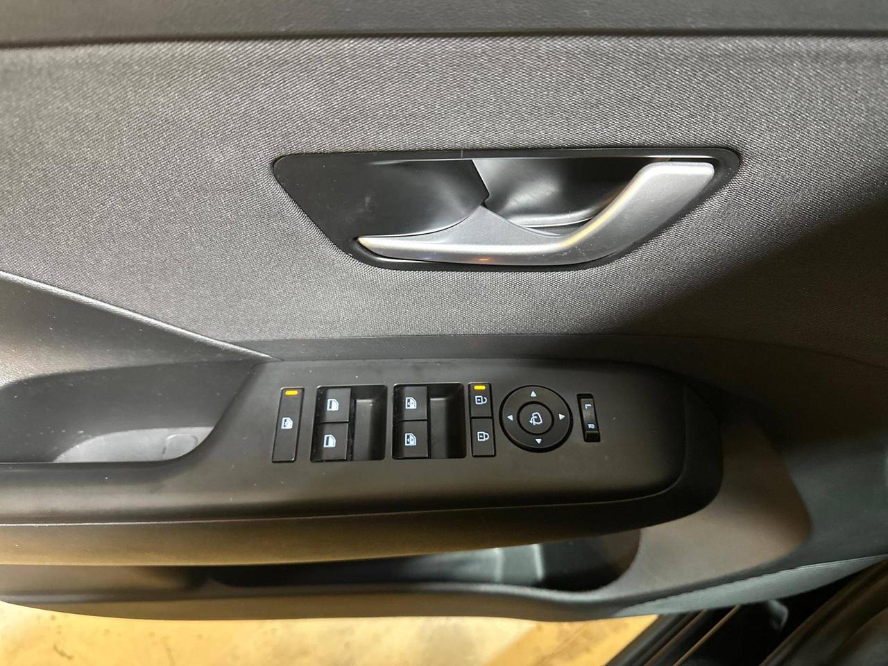 Hyundai Kona 1.6 gdi hev X Line 2wd 141cv