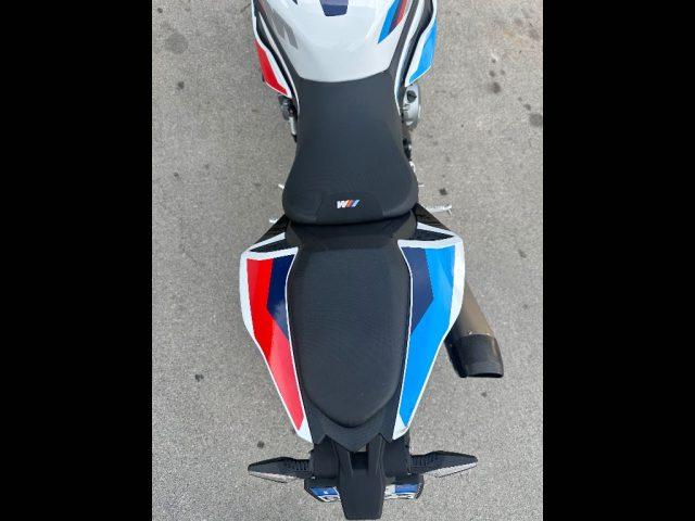 BMW M 1000 RR -