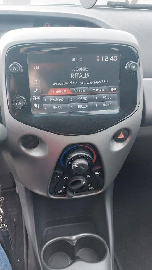 Toyota Aygo Connect 1.0 VVT-i 72 CV 5 porte 2021