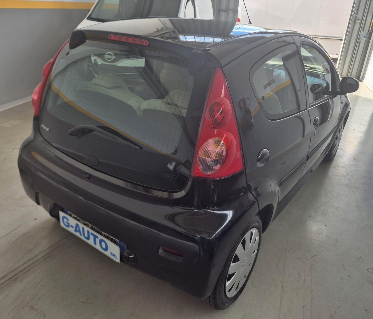 Peugeot 107 5 porte 1.0 metano 2007