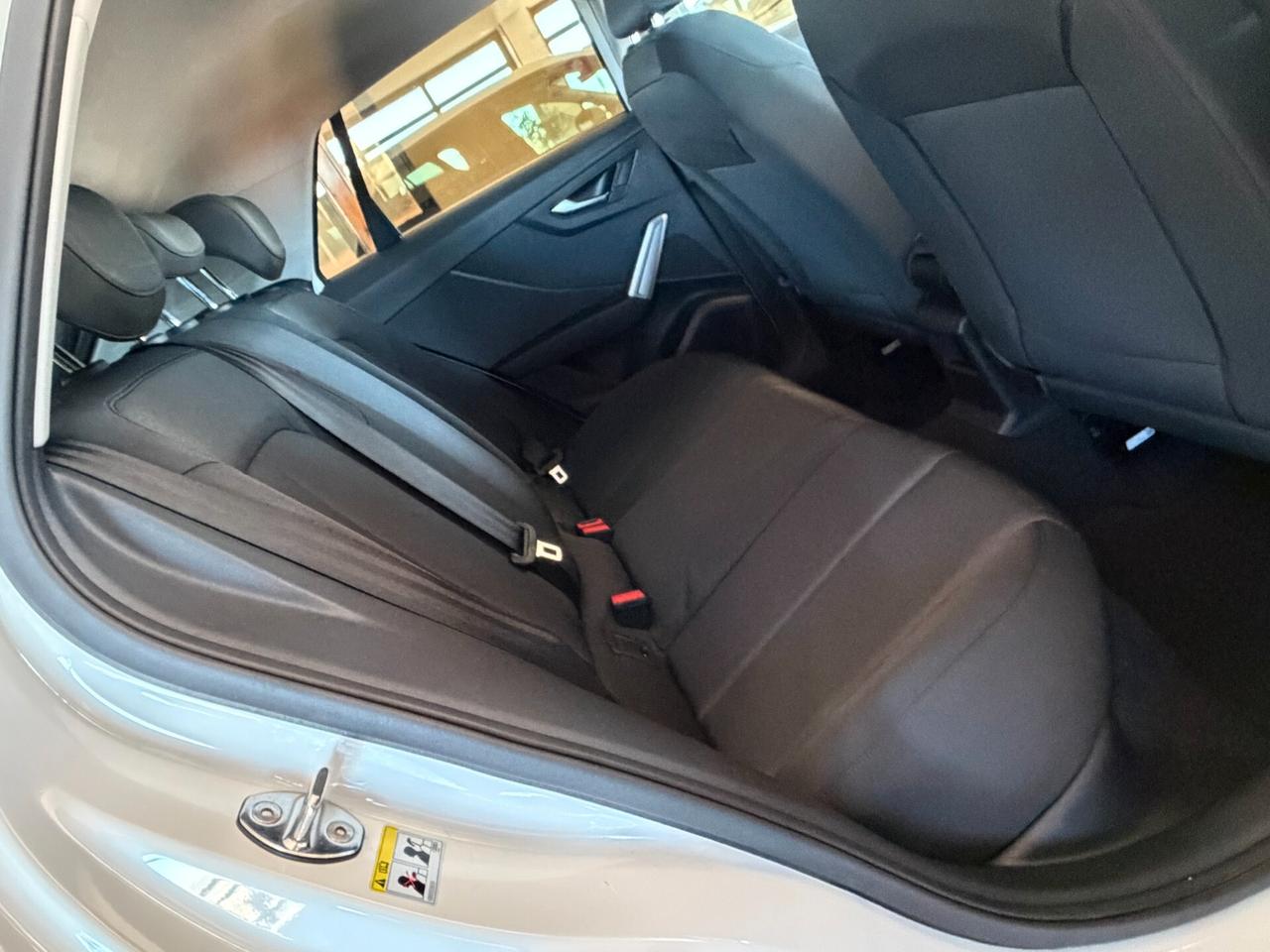 Audi Q2 30 1.6 TDI 115 cv. S Tronic BUSINESS (Nav)