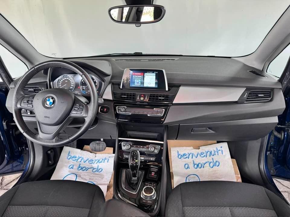 Bmw 2er Active Tourer 216d Luxury