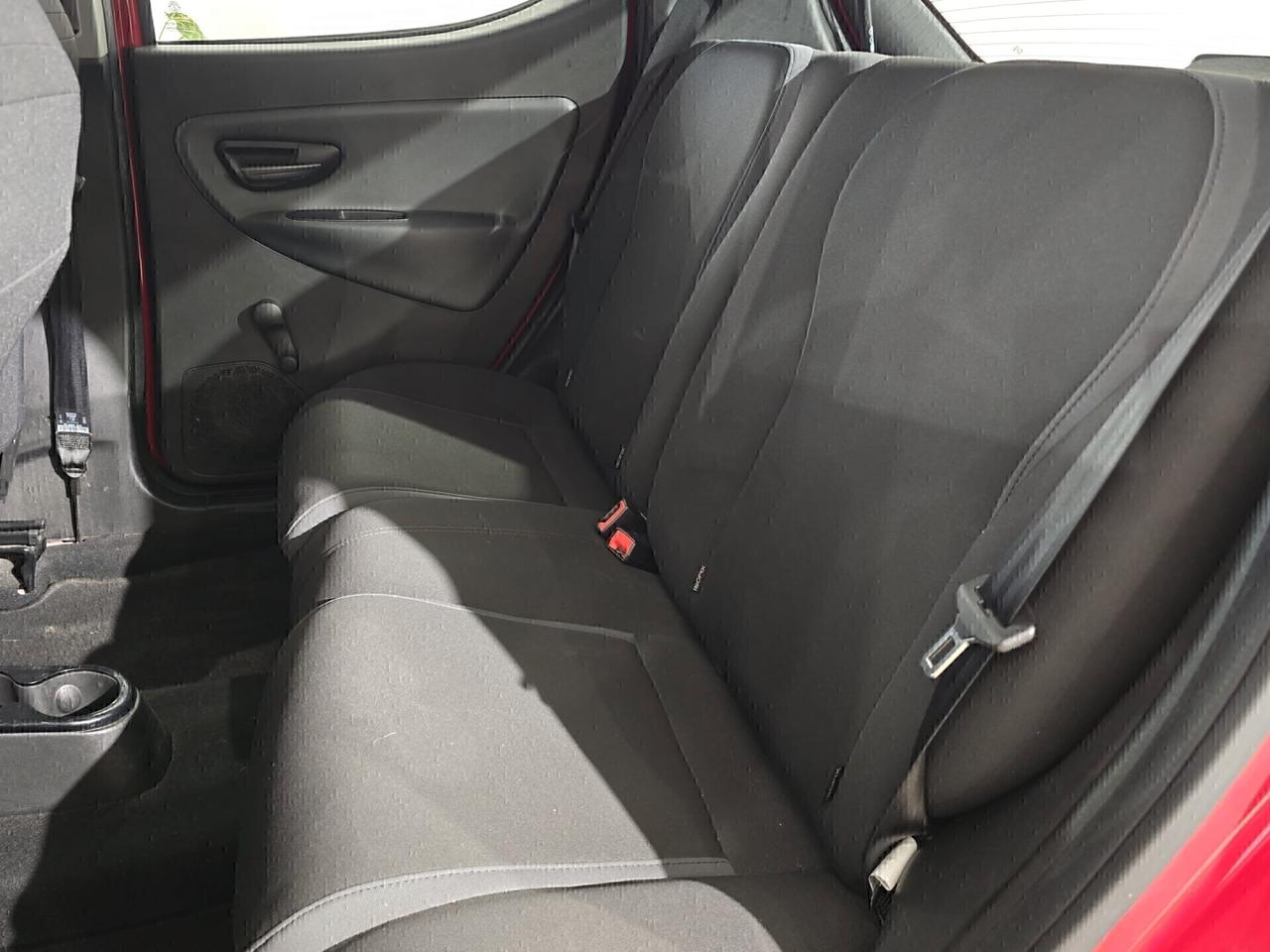 Lancia Ypsilon ANNO 2017 Metano!