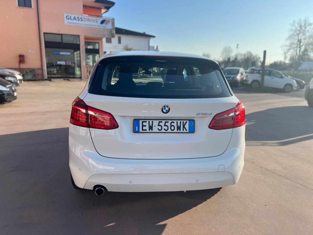 Bmw 116 116d 5p. Urban