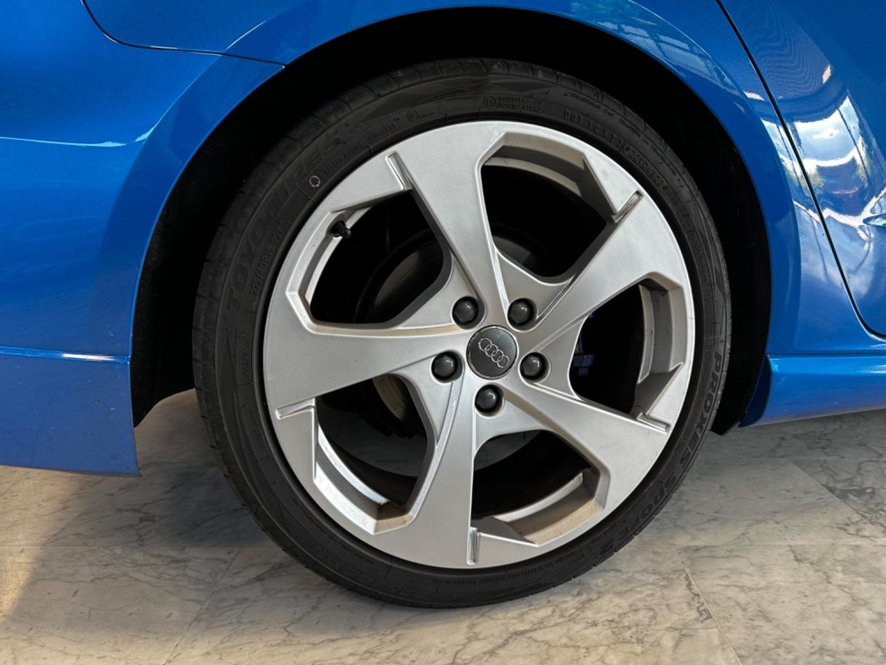 Audi A3 SPB 2.0 TDI quattro S- LINE LIMITED EDITION