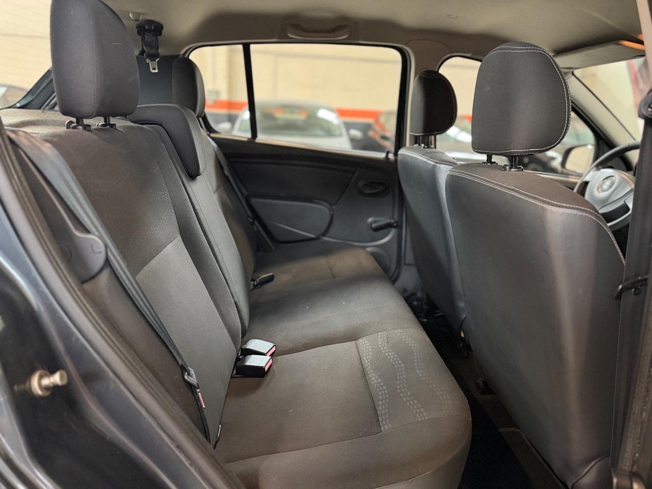 Dacia Sandero Stepway 1.6 8V GPL 85CV NEOPATENTATI