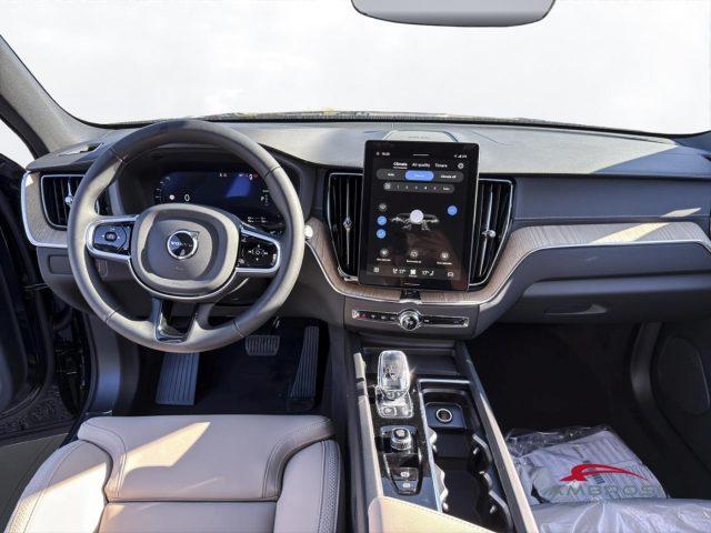 VOLVO XC60 T8 AWD Ibrido plug-in Elettrica/Benzina Ultra Dark