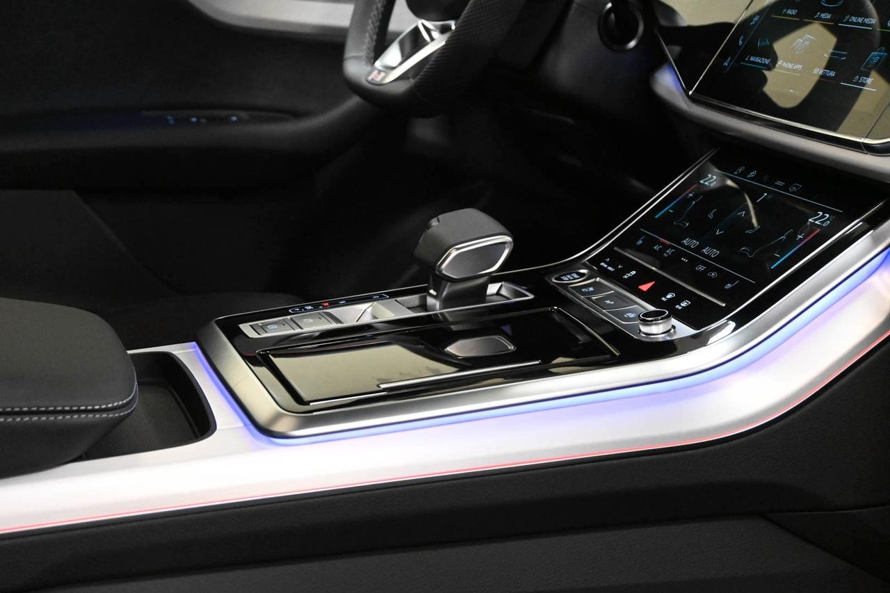 AUDI Q8 Q8 50 TDI 286 CV quattro tiptronic Sport