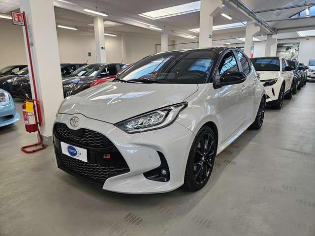 Toyota Yaris Yaris 1.5h 130 GR Sport