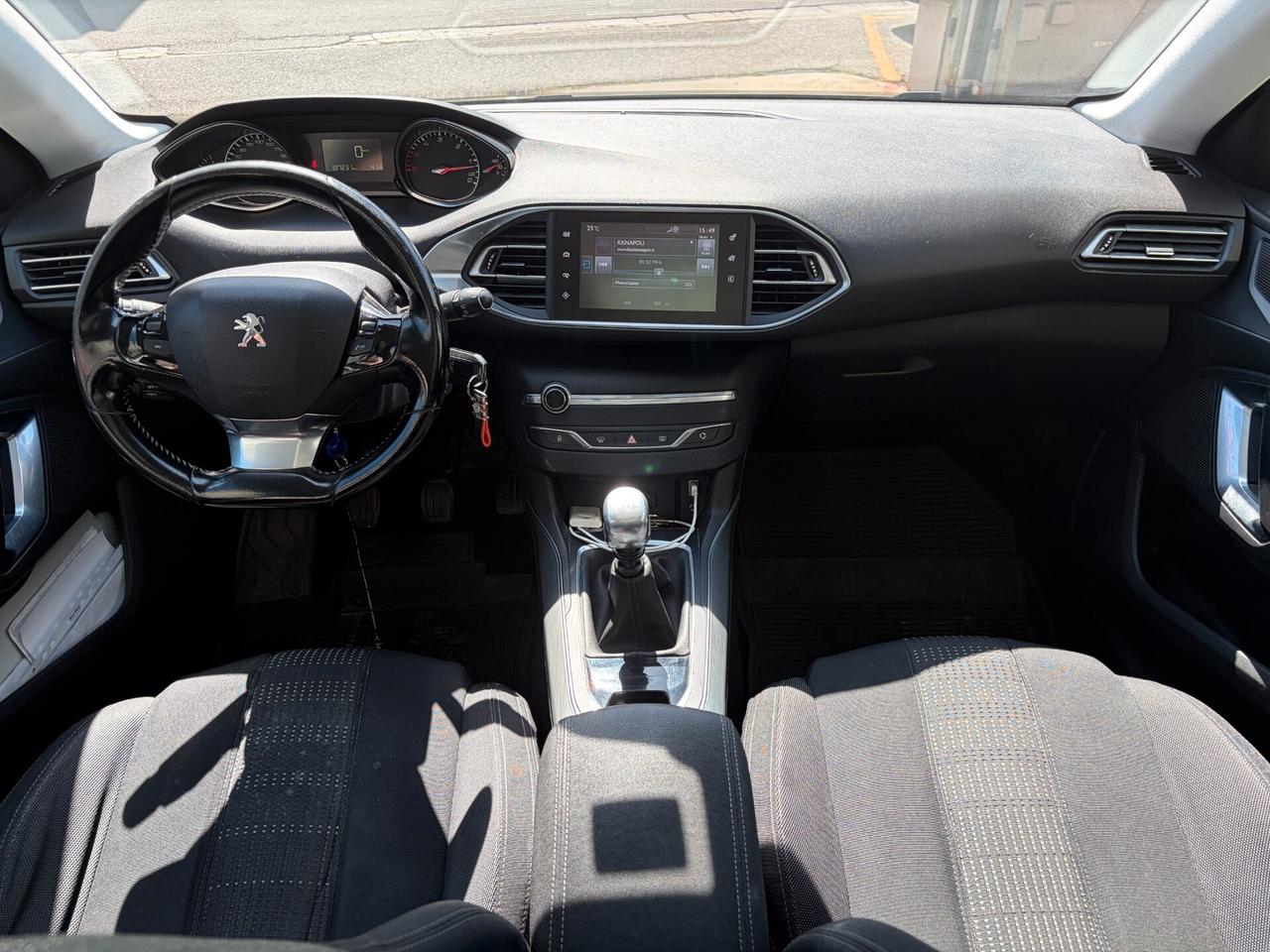 Peugeot 308 BlueHDi 120 S&S SW Allure