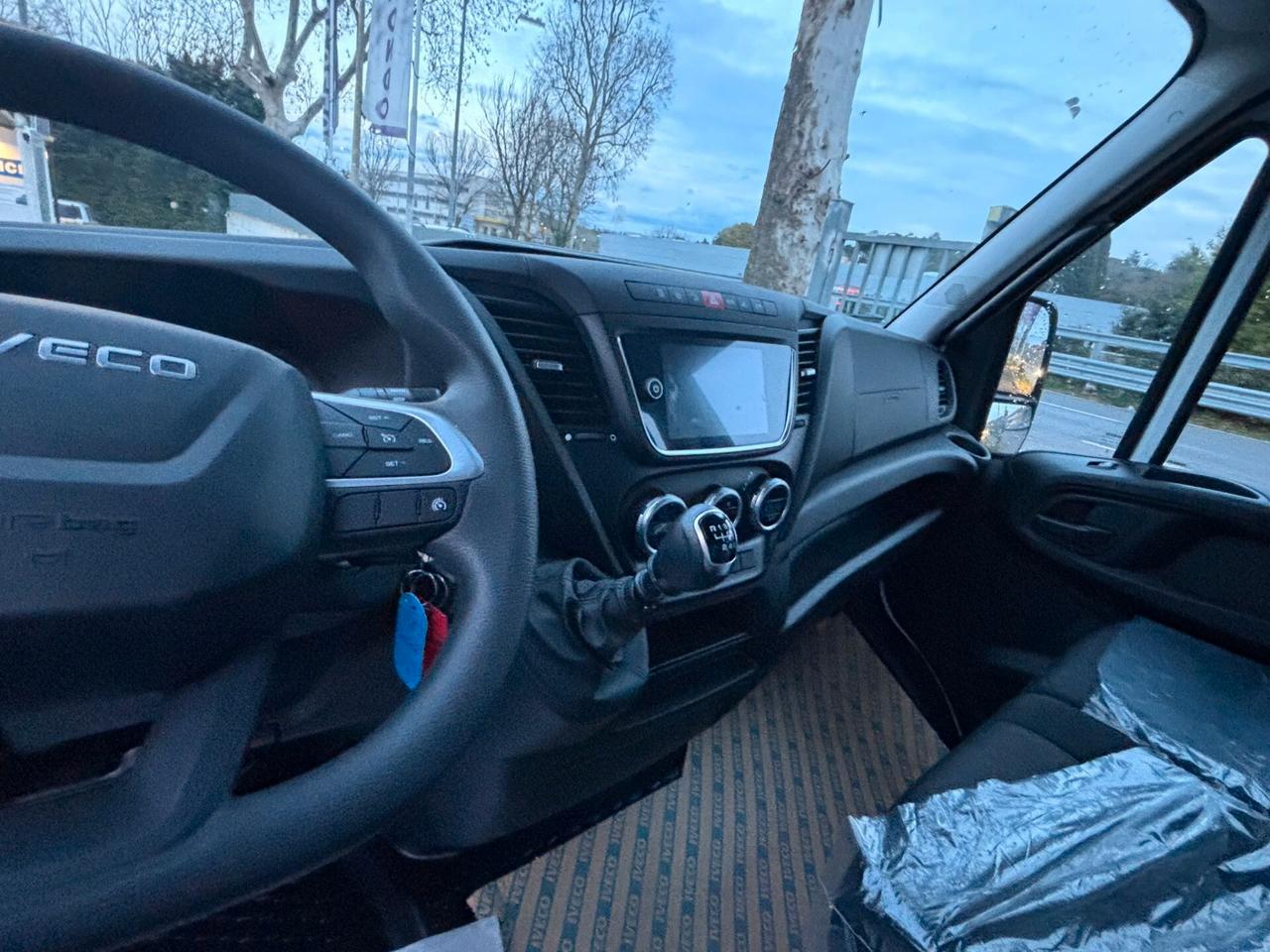 Iveco daily 35C160 doppia cabina nuovo modello ribaltabile