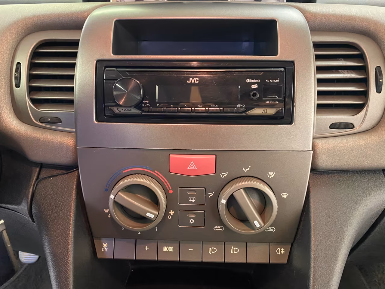 Lancia Ypsilon 1.2 16V Oro