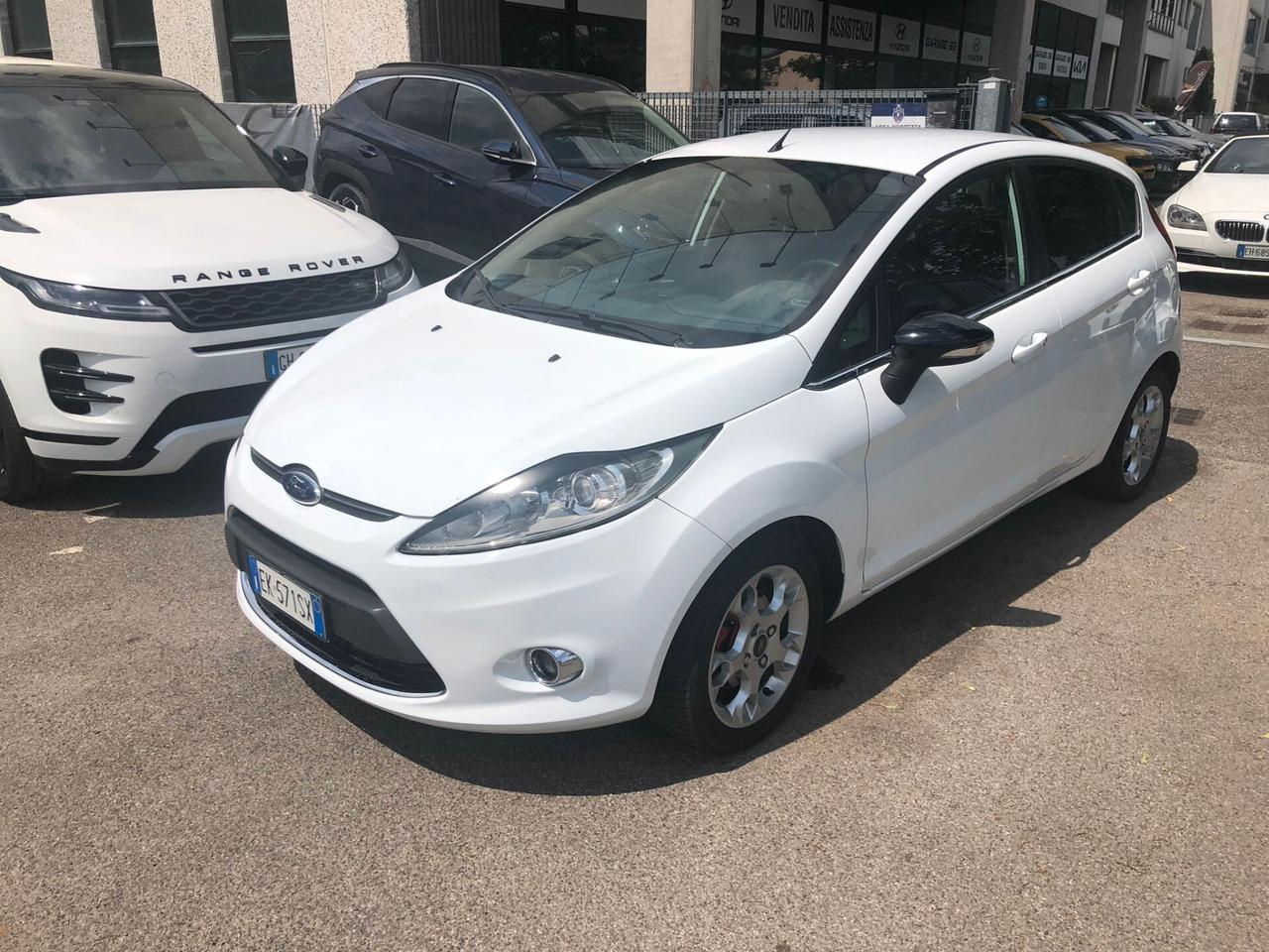 Ford Fiesta 1.4 TDCi 70CV 5 porte Titanium