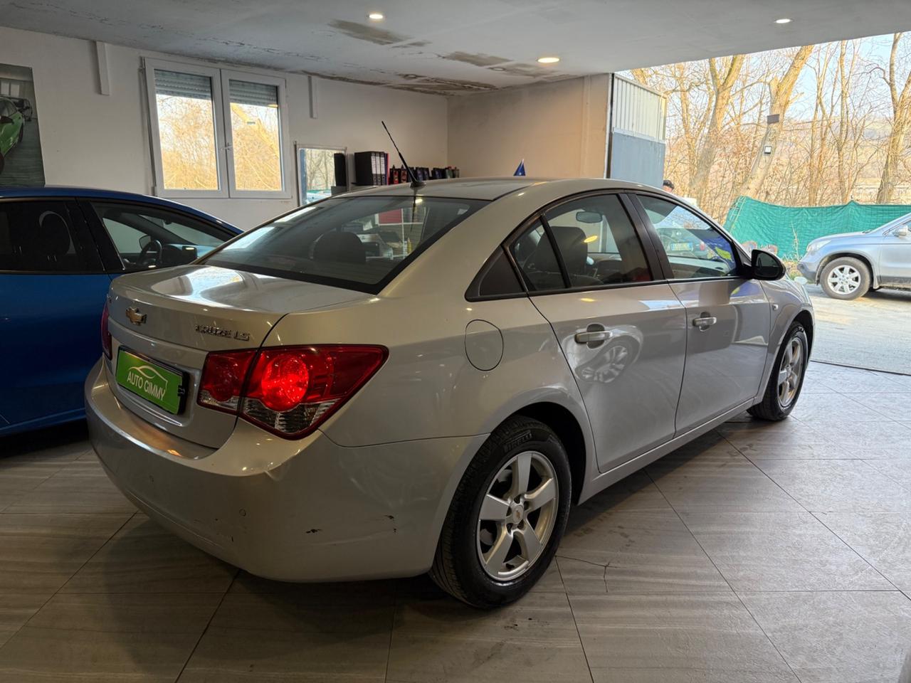 Chevrolet Cruze 1.6 BENZINA (neopatentati)