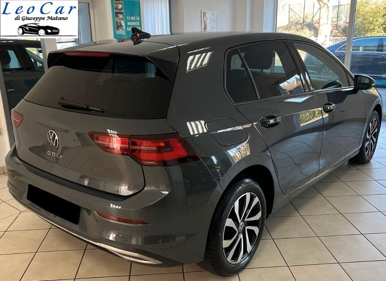 Volkswagen Golf VIII 1.5 TGI DSG Active