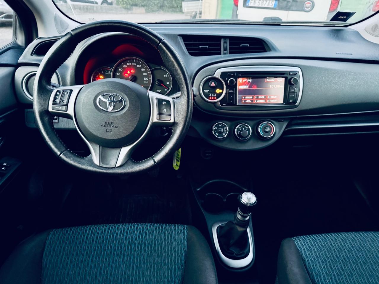 Toyota Yaris 1.3 5 porte Lounge Ok Neopatentati