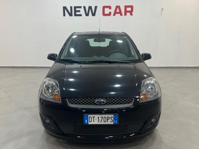 Ford Fiesta 1.2 16V 5P GHIA (55kw)