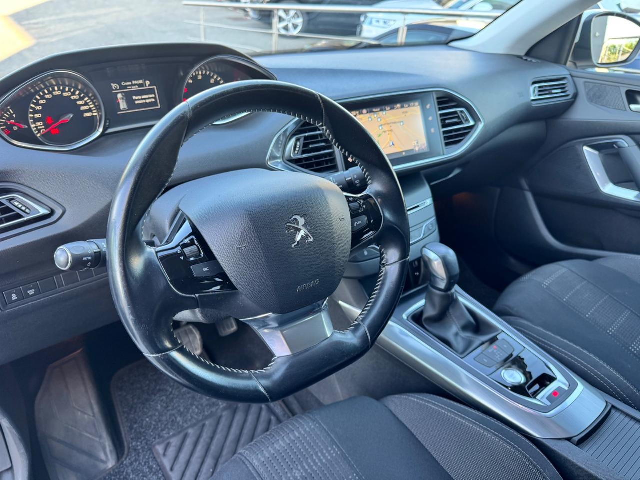 Peugeot 308 BlueHDi 120 S&S EAT6 SW Allure automatica in garanzia e