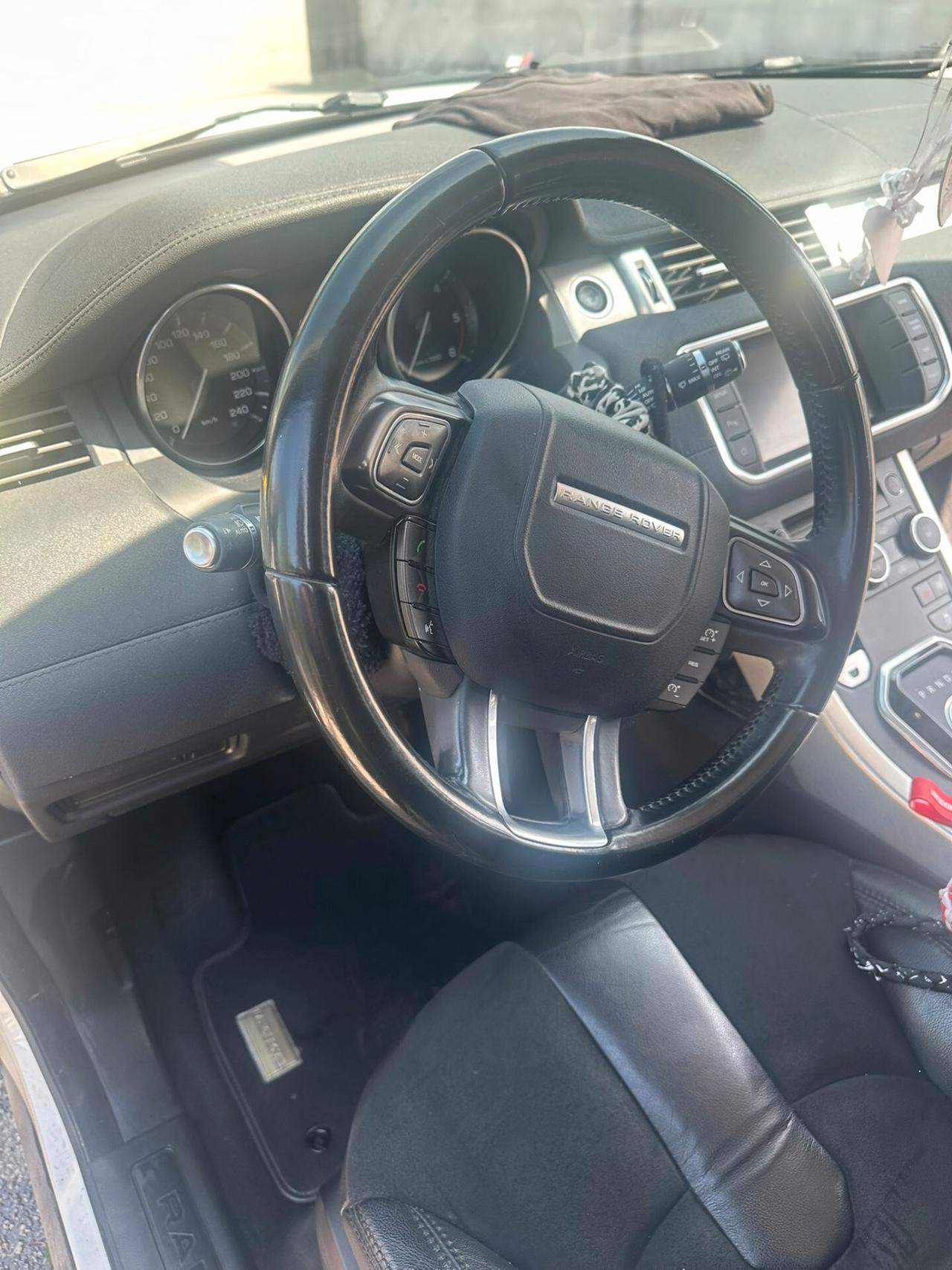 Land Rover Range Evoque 2.2 TD4 5p. Prestige