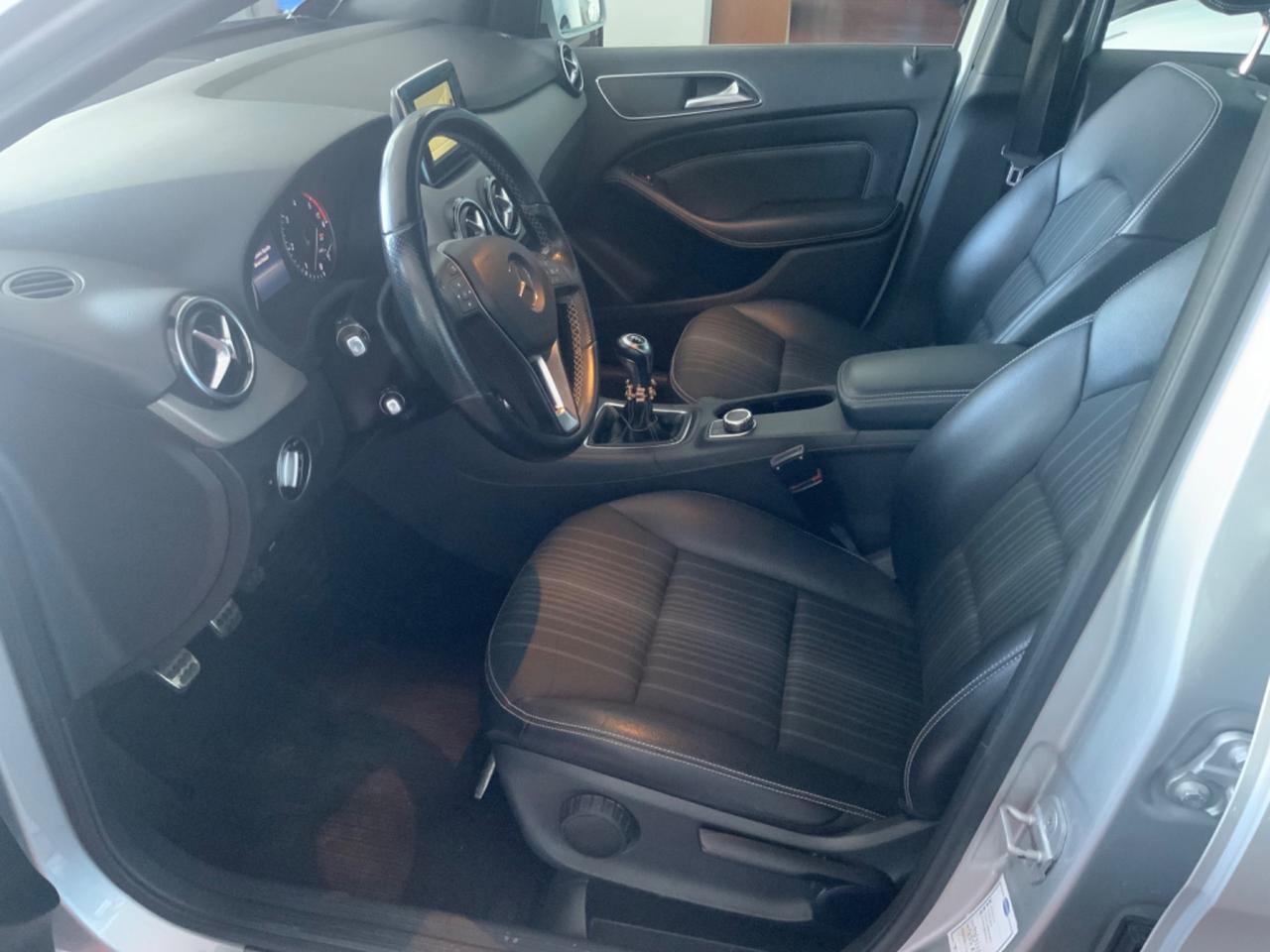 Mercedes-benz B 180 No