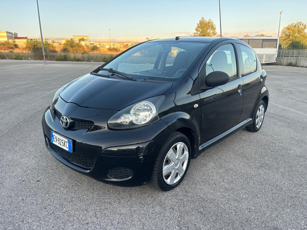 Toyota Aygo 1.0 12V VVT-i 5 porte Active Connect