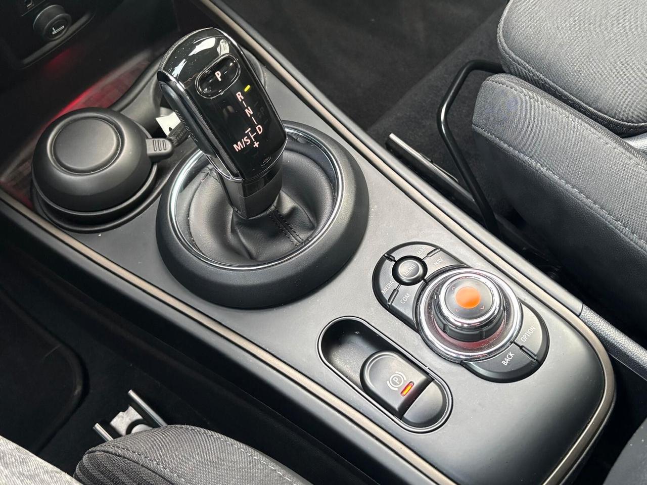 Mini Cooper D Countryman 2.0 Business Automatica