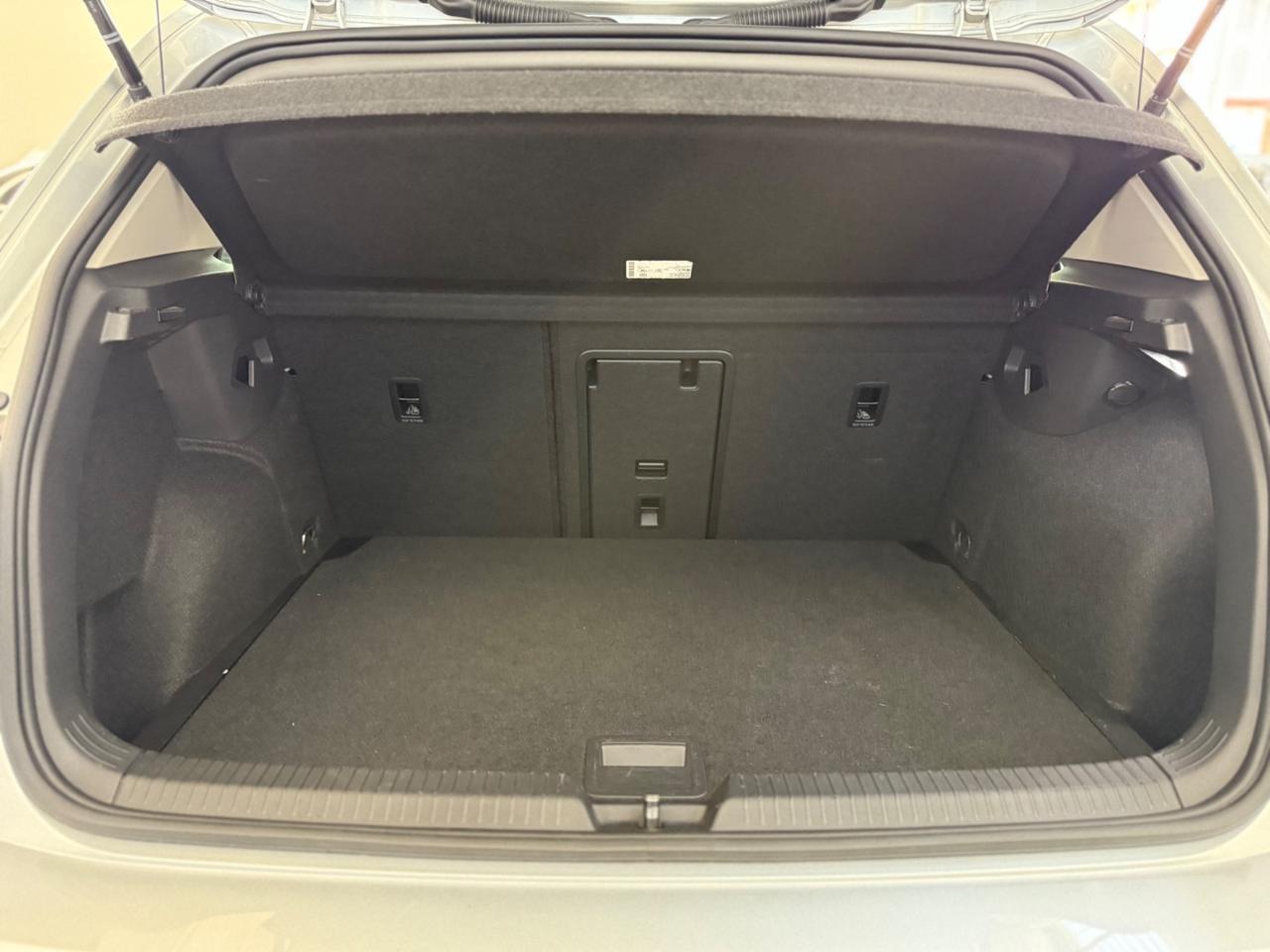 Volkswagen Golf 2.0 TDI DSG
