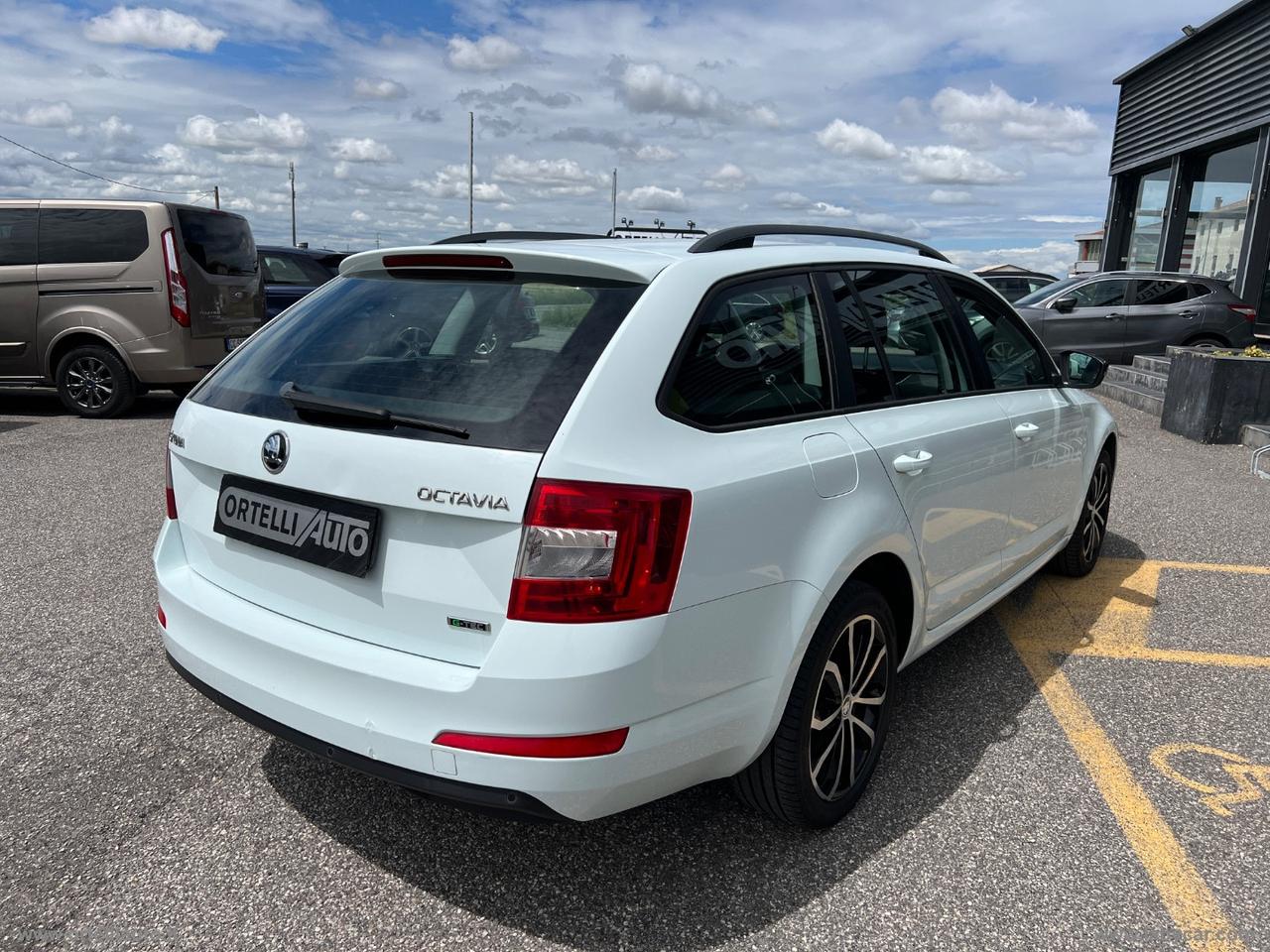 SKODA Octavia 1.4 TSI DSG Wagon Exec. G-Tec UNICO PROPRIETARIO