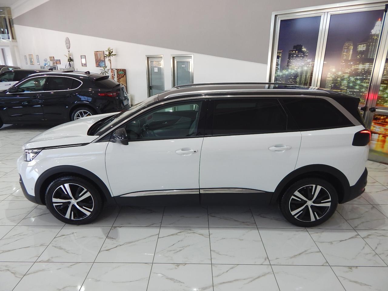 Peugeot 5008 1.5 bluehdi Allure EAT8 S&S NAVI-PELLE-PARK-RADAR-LED