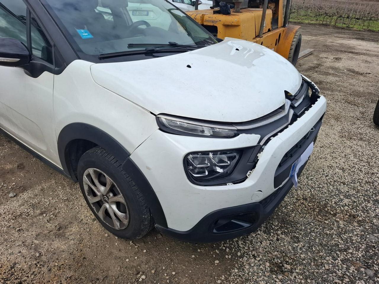 CITROEN C3 2020 VAN DIESEL SINISTRATA VA IN MOTO