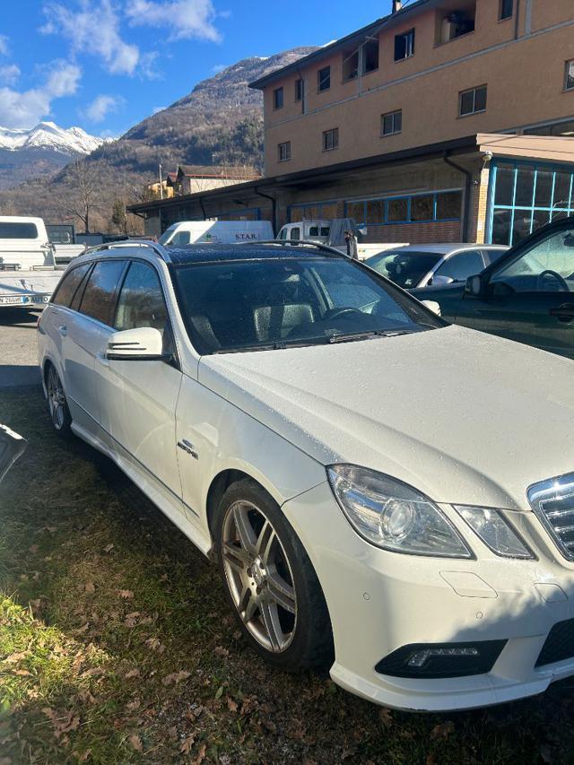 MERCEDES-BENZ E 250 4 MATIC CDI S.W. Avantg.AMG TETTO COMMERCIANTE