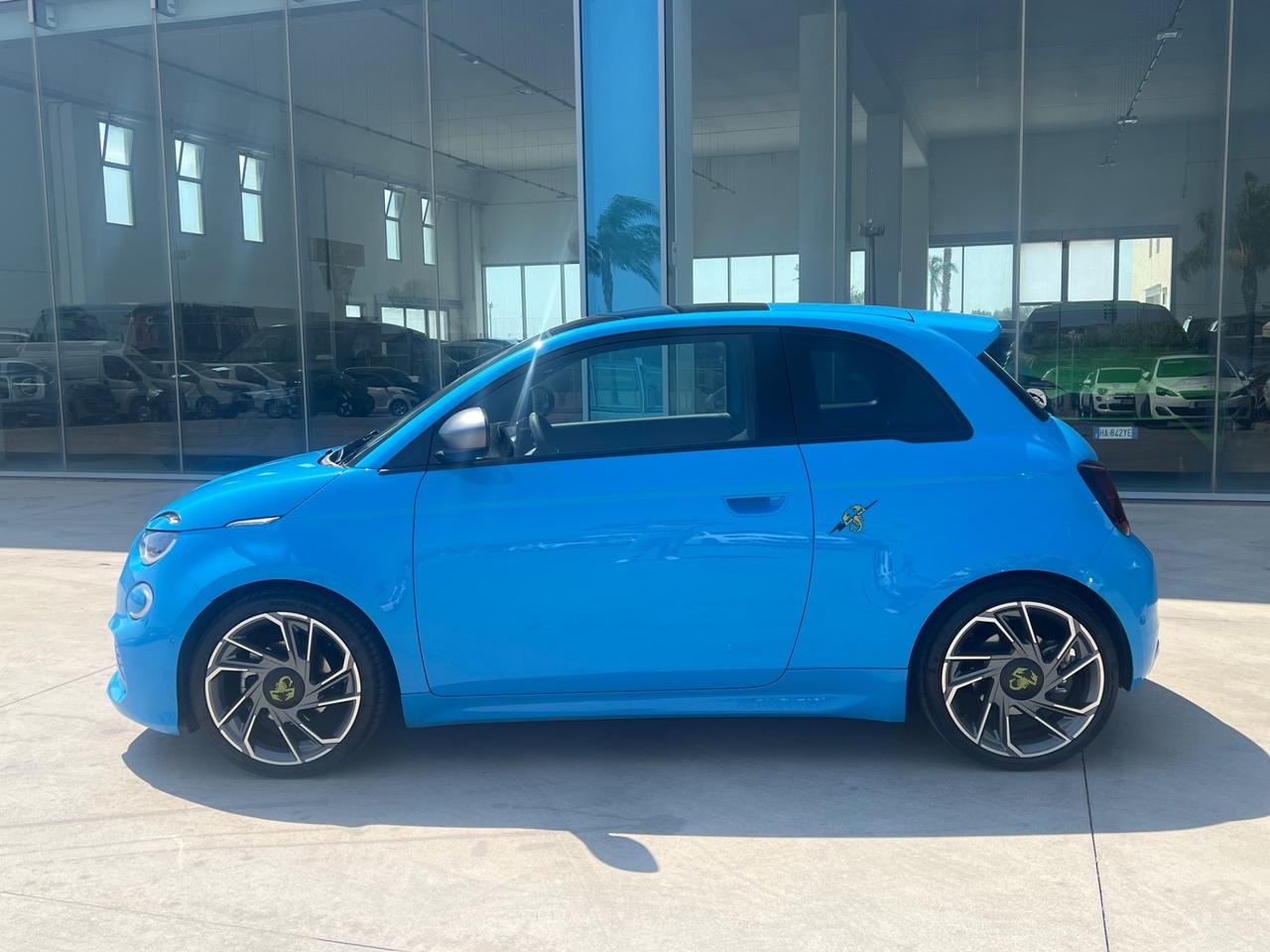 FIAT 500e ABARTH Scorpionissima