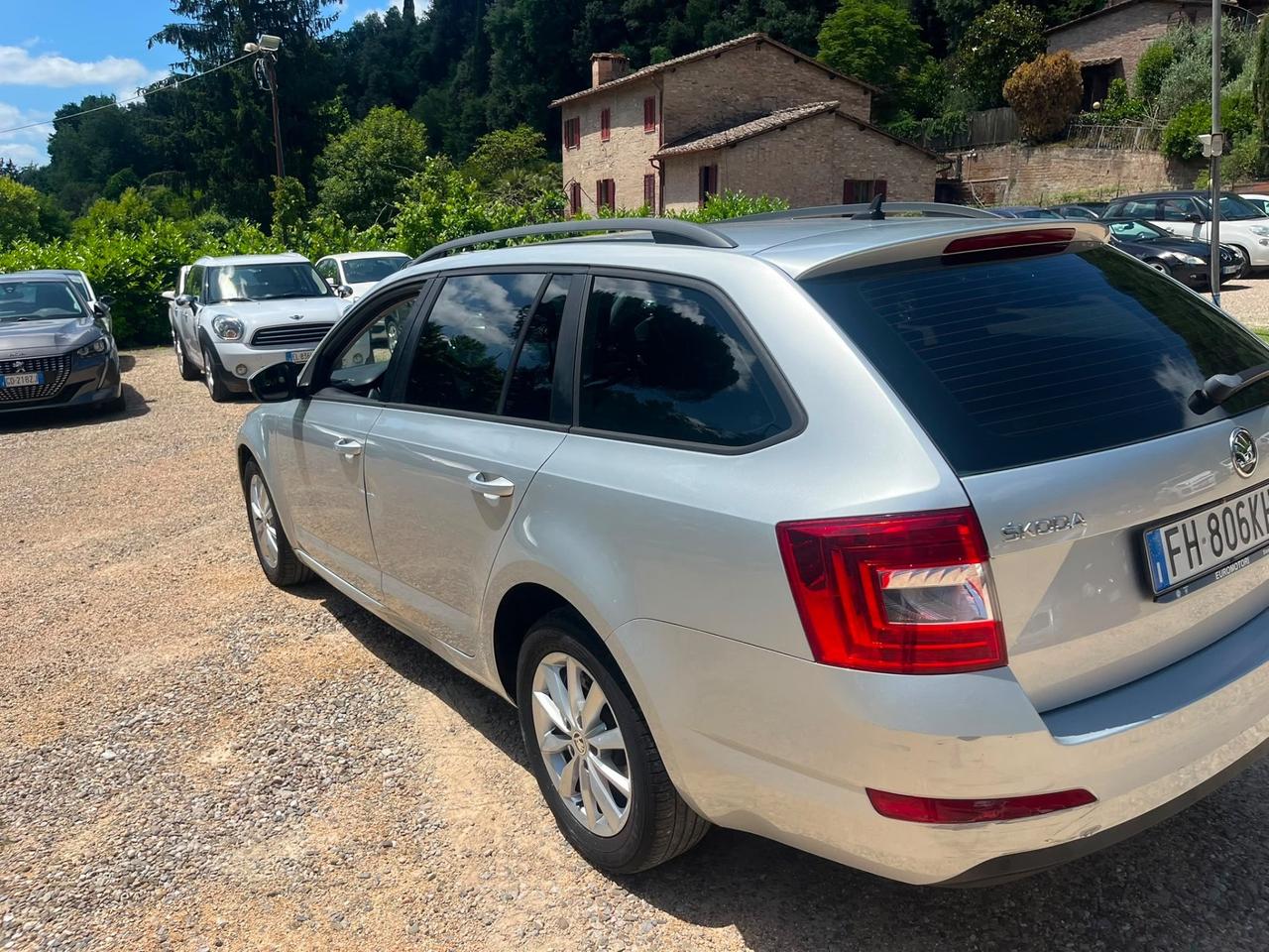 Skoda Octavia 1.6 TDI CR 115 CV DSG Wagon Style