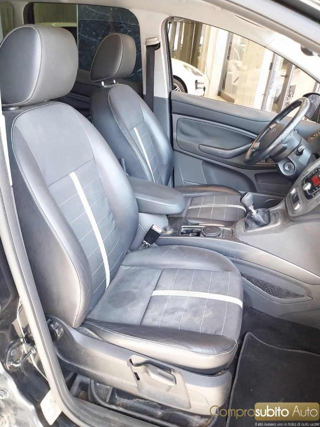 FORD Kuga 2.0 TDCi 136 CV 4WD Titanium (Garanzia 12 Mesi)