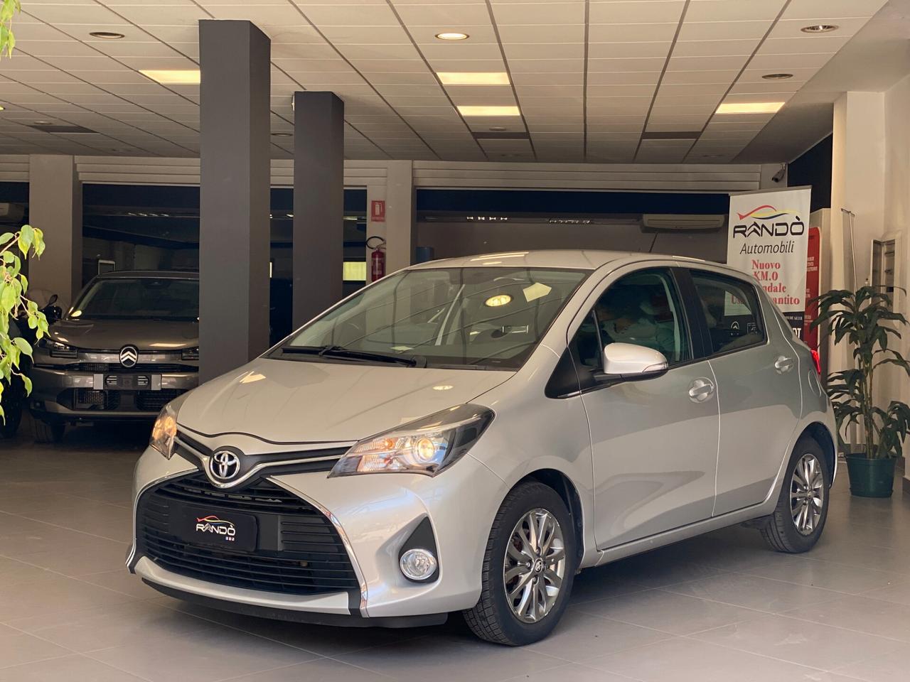 Toyota Yaris 1.4 D-4D 90CV Lounge 5 Porte – Garanzia 2031