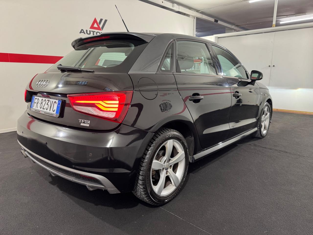 Audi A1 SPB S-line 1.0 TFSI ultra