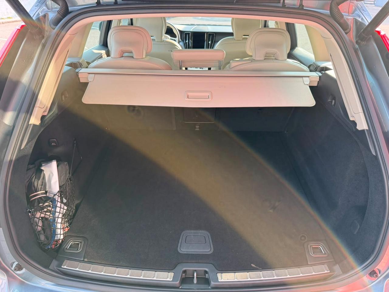 Volvo XC60 B4 AWD Geartronic Momentum MY21
