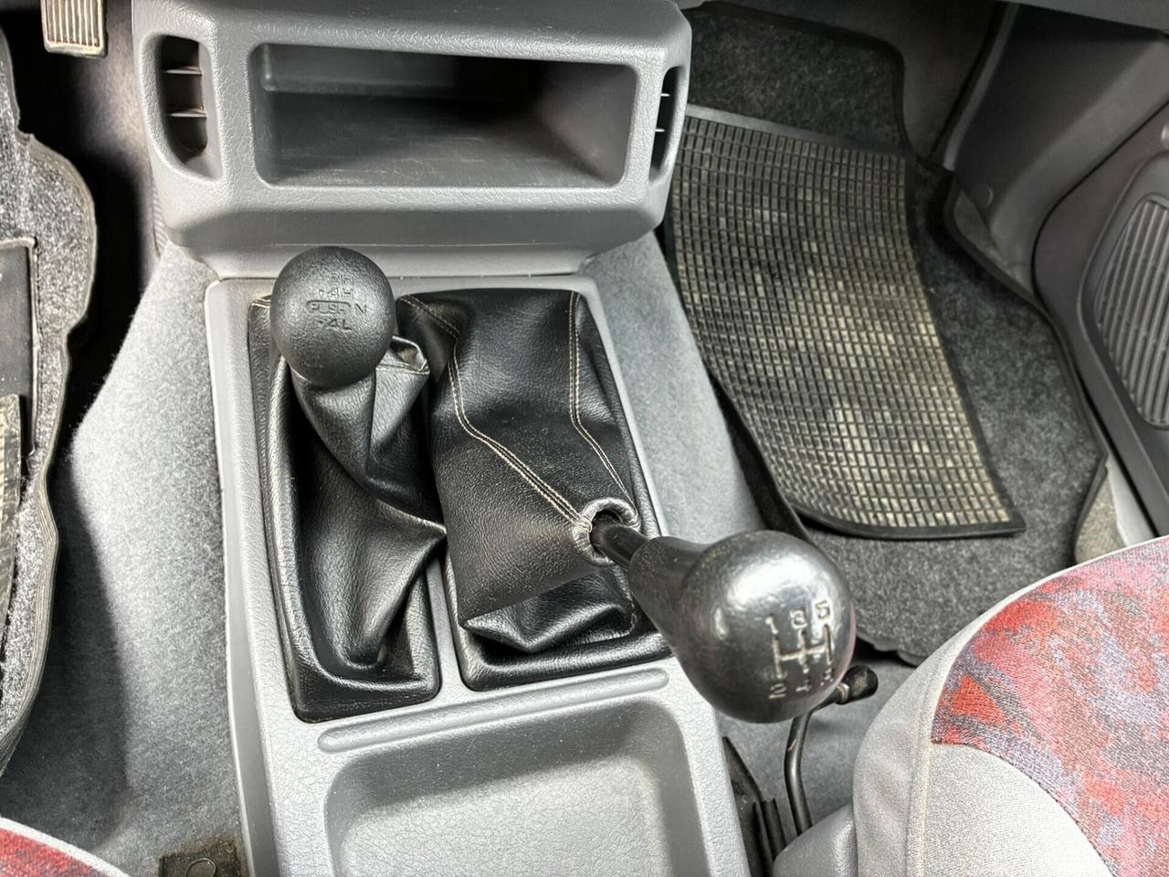 Nissan Terrano II 2.7 TDI 125CV 7 POSTI