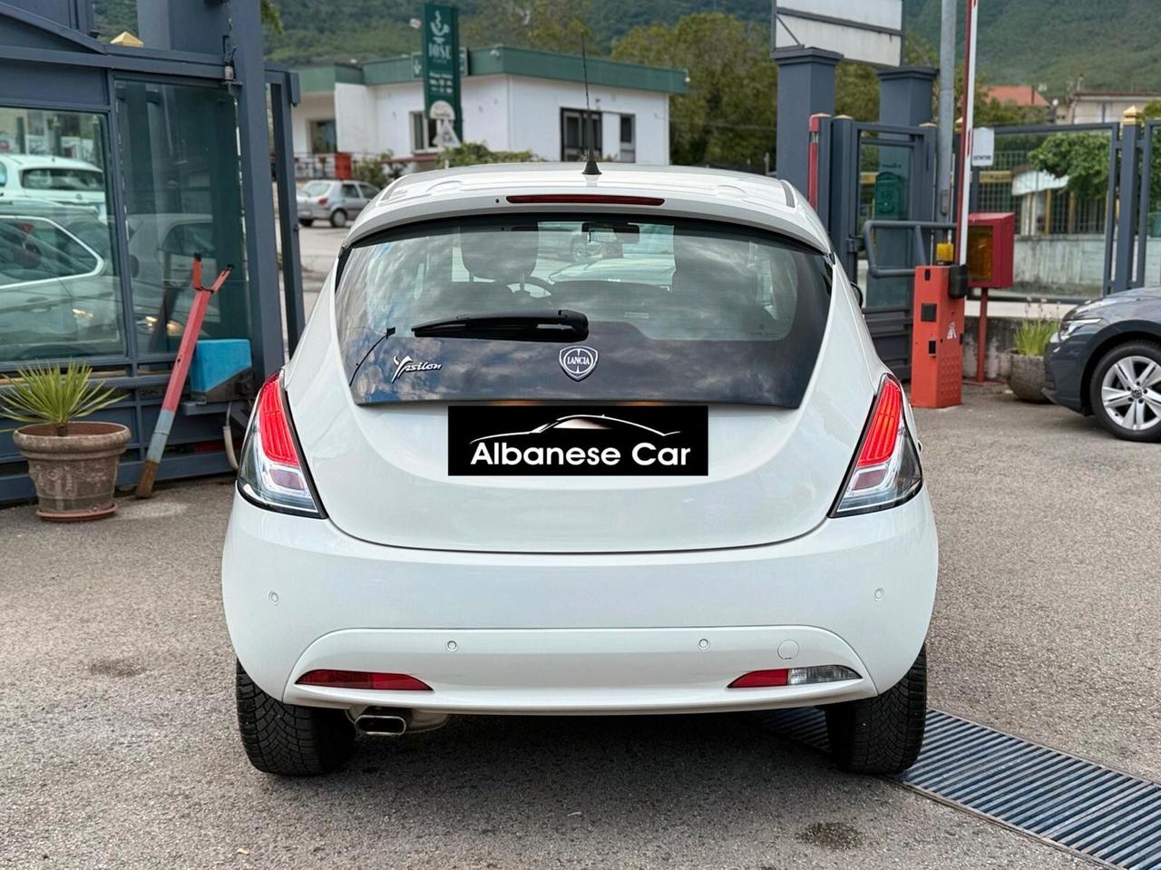 Lancia Ypsilon 1.2 Ecochic 69 CV GPL Gold