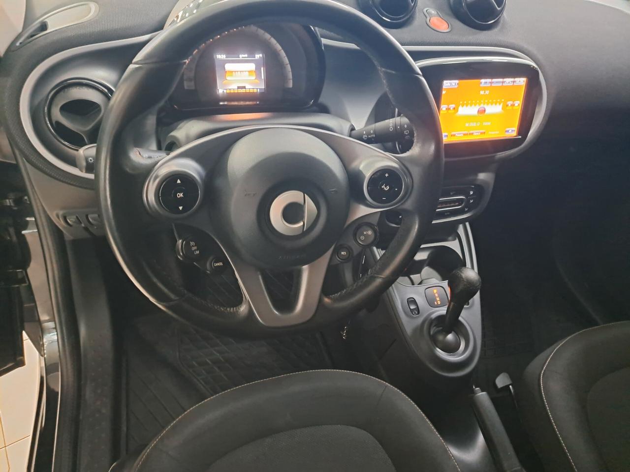 Smart ForFour 70 1.0 twinamic Prime FULL OPTIONAL