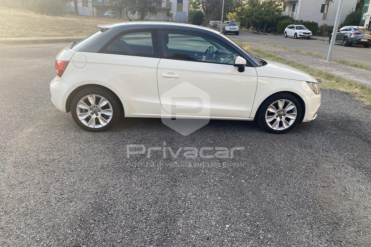 AUDI A1 1.6 TDI 105 CV Ambition