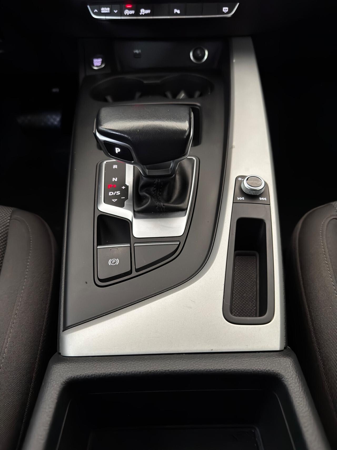 Audi A4 Avant 35 TDI/163 CV S tronic Business Advanced