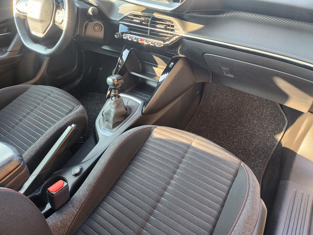 Peugeot 2008 BlueHDi 110 S&S Allure Pack