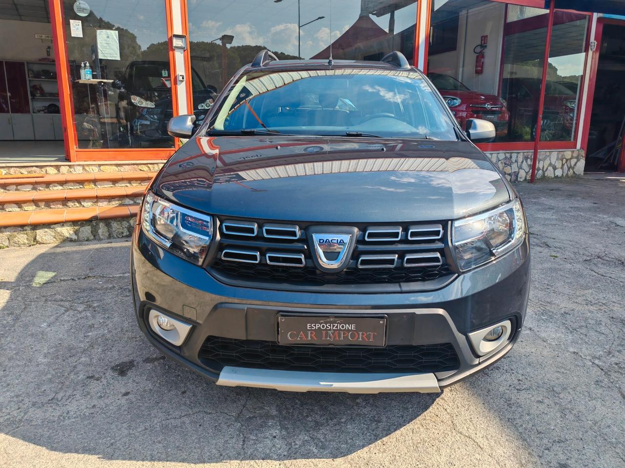 Dacia Sandero Stepway 1.5 diesel 03/2017 CV90 cambio automatico